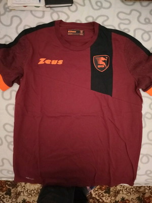 Salernitana training shirt like new, medium size