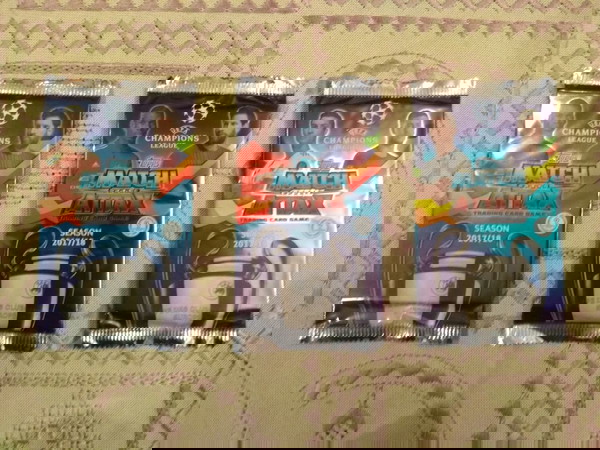 "...ΣΦΡΑΓΙΣΜΕΝΑ ΦΑΚΕΛΑΚΙΑ MATCH ATTAX 2017-2018..."