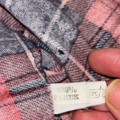 Checked shirt XL like new, cotton, black and red