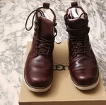 Ugg Hannen boots like new, size 42, brown