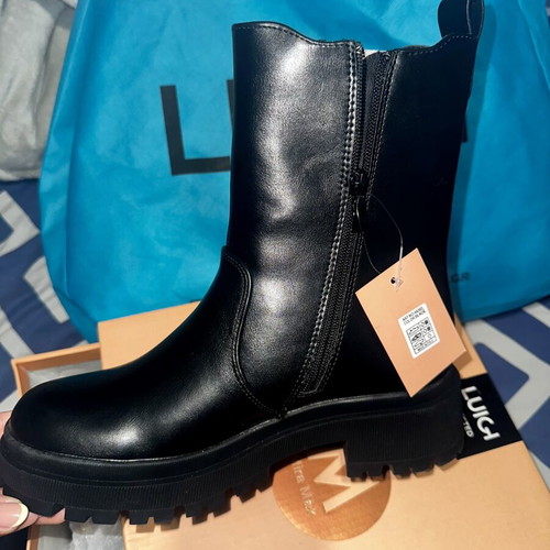 Luigi black ankle boots new, size 39 with chunky sole and zipper