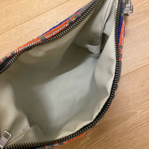 Bleecker and Love waterproof bag like new, multicolor