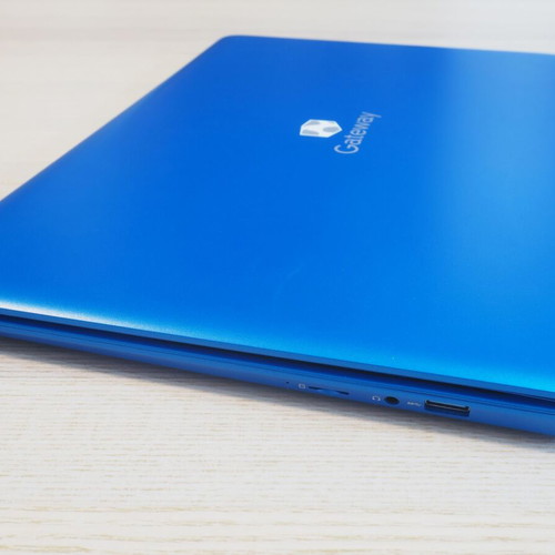 Gateway Ultra Slim GWNC31514-BL 15.6" IPS FHD like new, i3-1115G4, 4GB, 128GB SSD, Windows 11