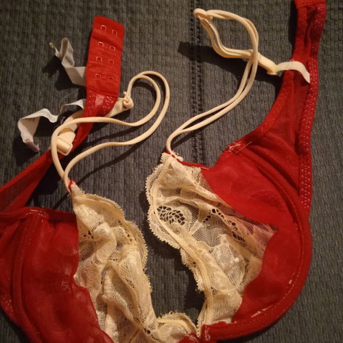 Intimissimi lace bra 75B/C, red and cream