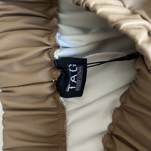 Tag Modest Clothing leather-look pants, brown, size M