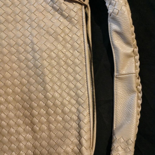 Large shoulder bag like new, beige with woven texture