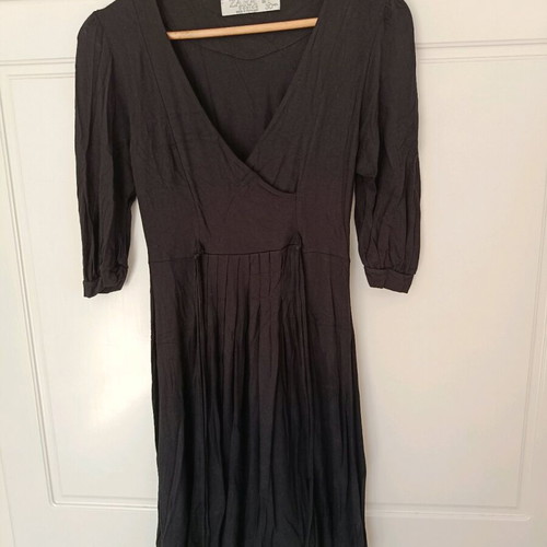 Black pleated dress Zara with V and 3/4 sleeves used