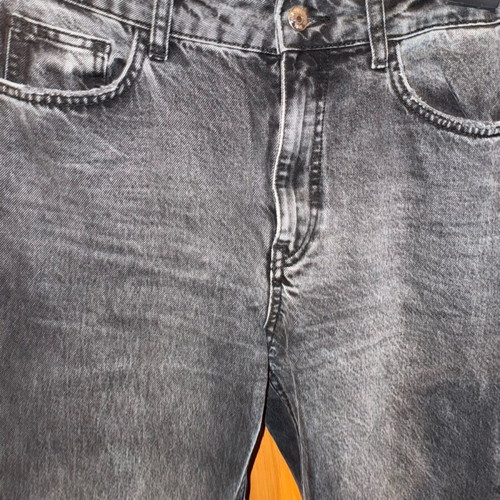 Zara women's black flared jeans like new, size S