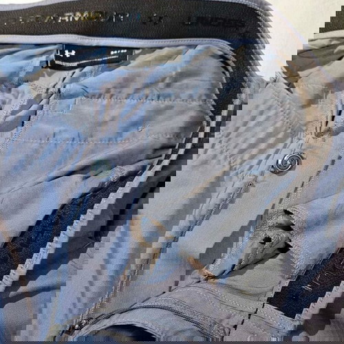 Αυθεντικό Under Armour ανδρικό παντελόνι, μέγεθος M.