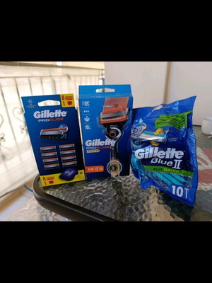 Gillette Pro Glide razors and replacement blades new unused