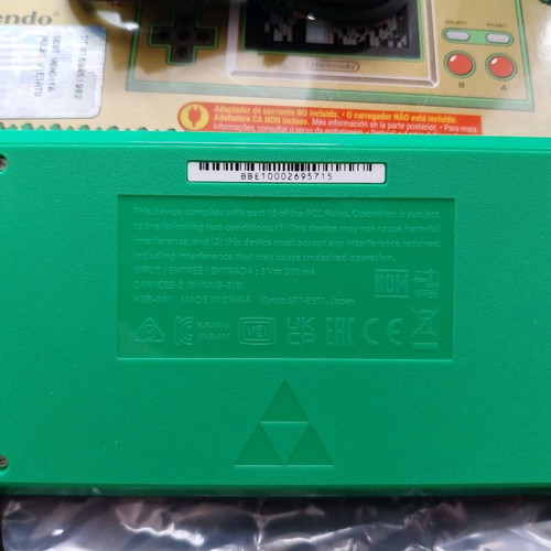 Game & Watch The Legend of Zelda like new, limited edition Nintendo console