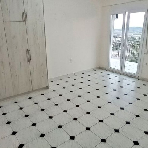 Apartment 2nd floor in Avlona Attica with view and parking
