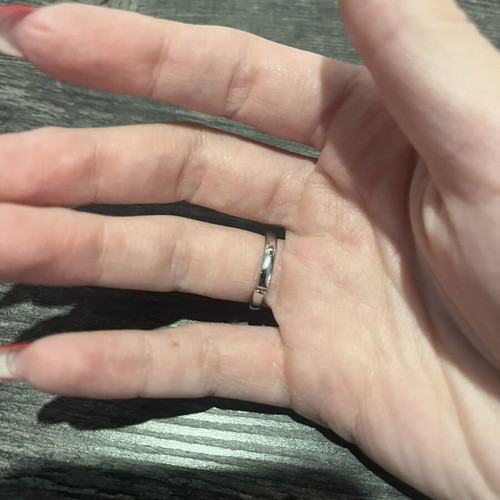 Silver ring brand new in excellent condition