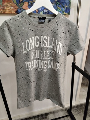 Funky Buddha T-shirt size S light grey like new