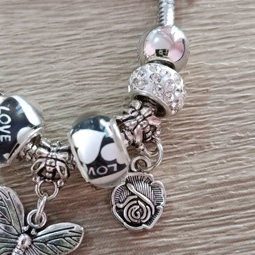 Bracelet with charms new