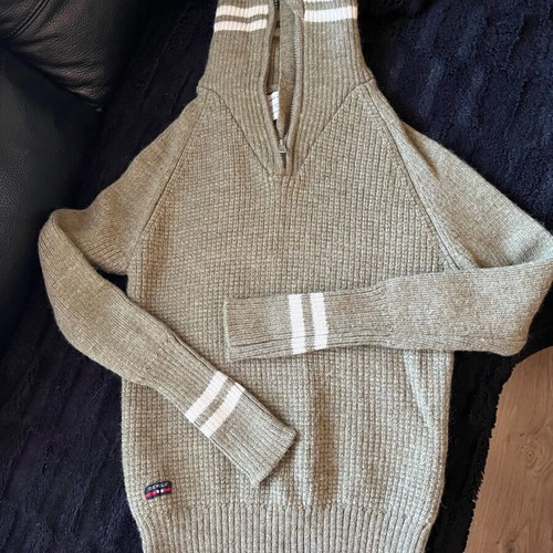 Merino kids sweater new, green, size 164 cm