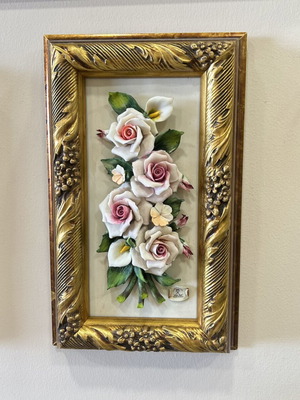 Capodimonte porcelain wall decor with floral relief, new
