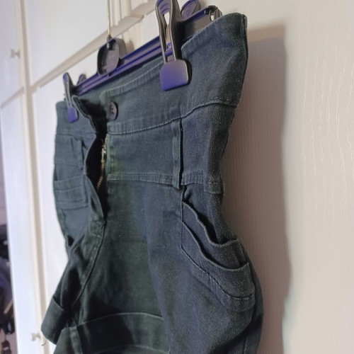 Shorts μεταχειρισμένα, μέγεθος XL (κατάλληλο για Large), μαύρα