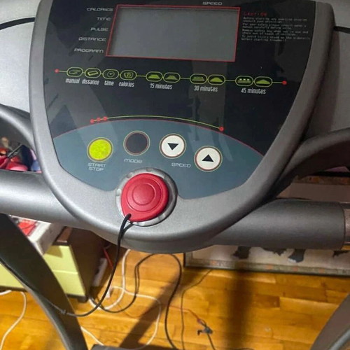 Power treadmill used with LCD console and emergency stop button
