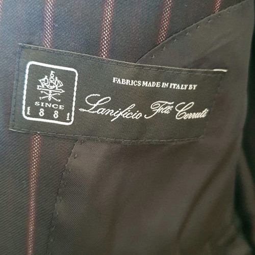 Men's Italian suit used, 100% virgin wool, size 48