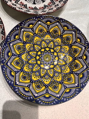 Set of 2 dishes new