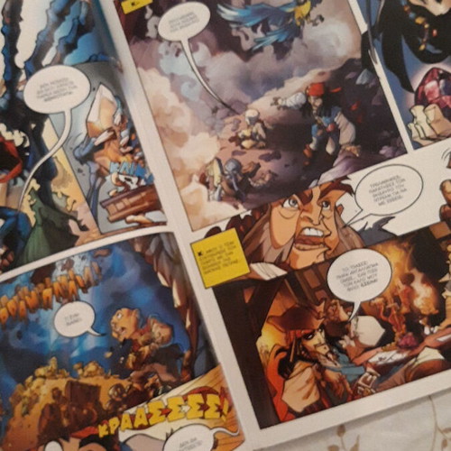 Disney Pirates of the Caribbean Collectible Magazine new