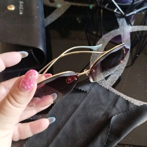 Shein asymmetrical sunglasses like new, beige