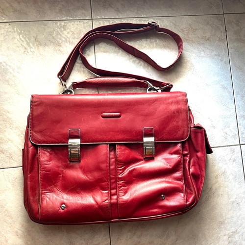 Piquadro leather briefcase for 15.6-inch laptop, like new, red
