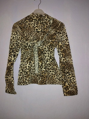 Set blouse with tiger bolero like new