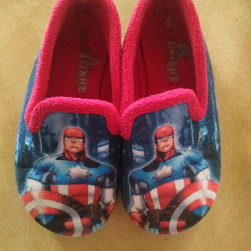 Boys' winter slippers size 25 used, blue and red