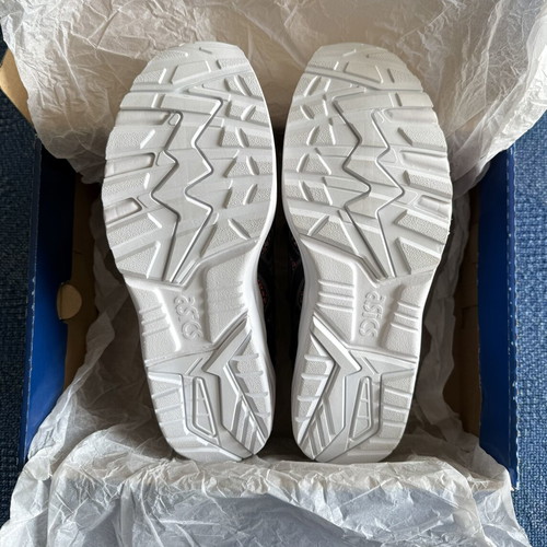 Asics Gel Kayano Trainer Knit men's shoes size 41 new