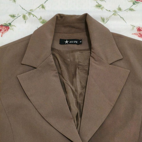 Hype brown open jacket like new, size S
