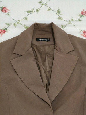 Hype brown open jacket like new, size S