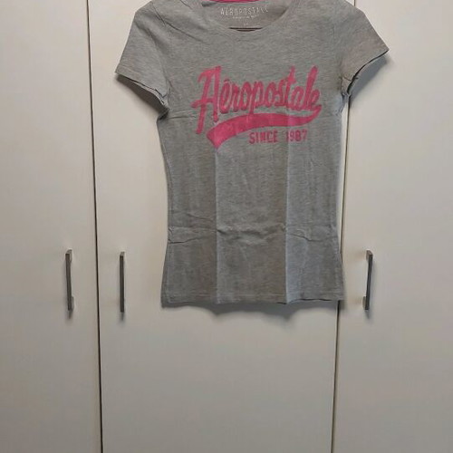 Aeropostale women's T shirt size S used, gray