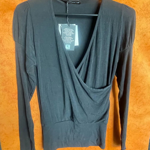Women's long-sleeve blouse new, size Small