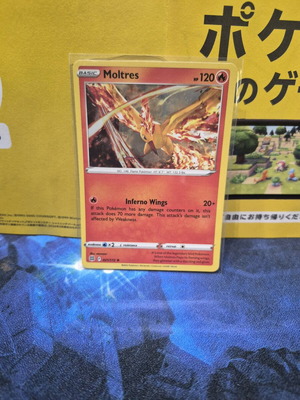 Pokemon Moltres Card 21/172 Holo Rare Brilliant Stars 2022 new