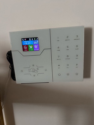Alarm system like new, complete set