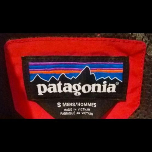 Patagonia men's windbreaker like new, small, red