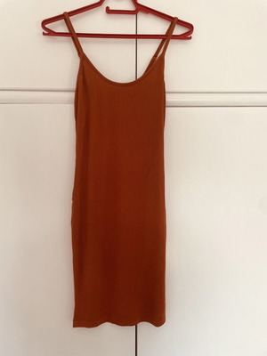 Arpyes mini dress like new, brown, adjustable straps