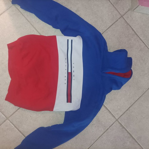 Children's sweatshirts in excellent condition, pack of 9