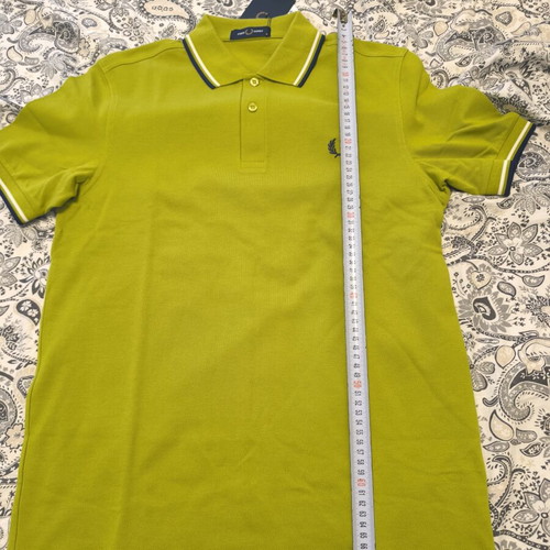 Fred Perry polo shirt size M new, yellow