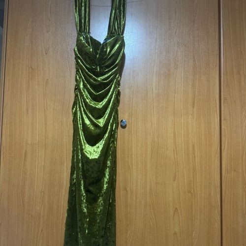 Zara velvet dress with scarf like new, size XS, green