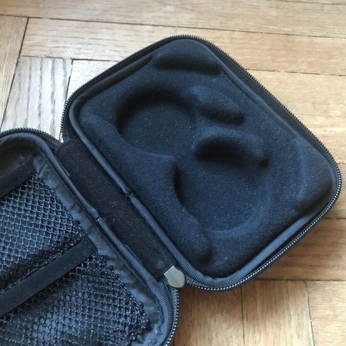 AKG K451 headphone case like new