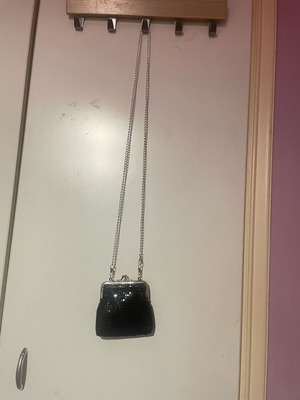 Clutch shoulder bag black with sequins and chain unused