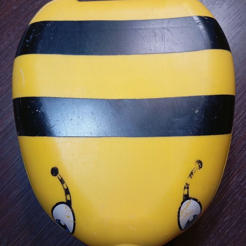 Carry Potty toilet training potty used with bee design