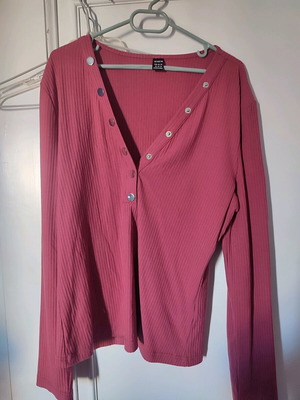 Shein blouse used in rotten apple color, size XXL