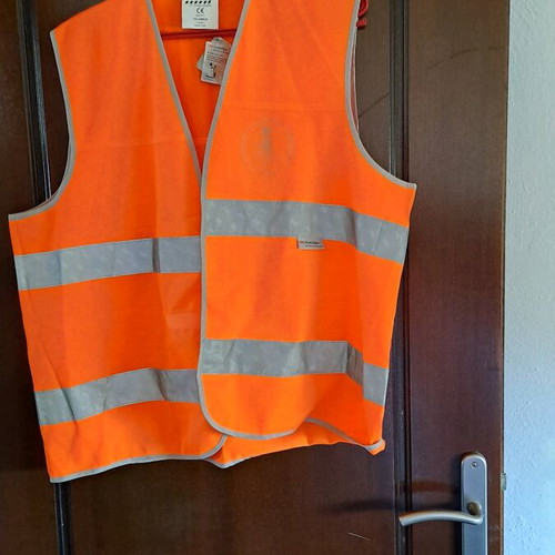 Reflective vest new comfortable size
