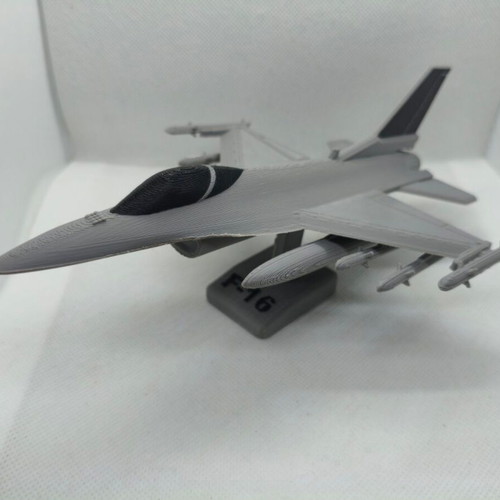 F-16 Fighting Falcon model like new