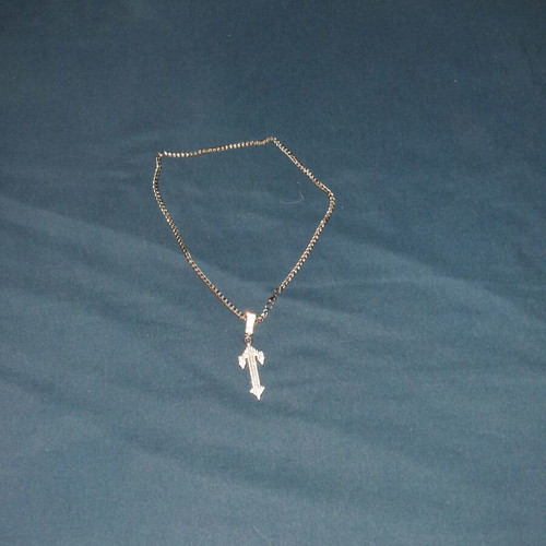 Trapstar chain like new, shiny white and grey