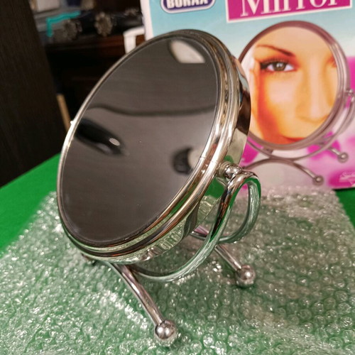 Magnifying makeup mirror double-sided new